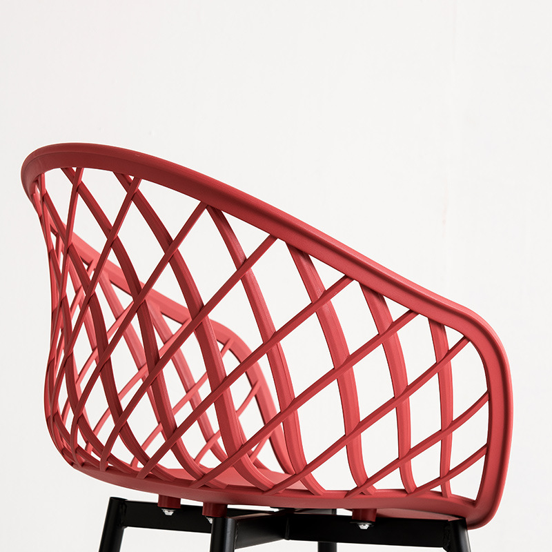 Mobilier d\'extérieur moderne Pp Cadre métallique en plastique Chaises Plastique fauteuil rouge Jardin Chaises