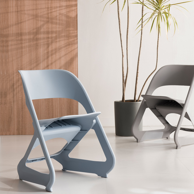 Chaise d\'affaires à chaud chaise moderne mobilier de bureau chaise de conférence en plastique