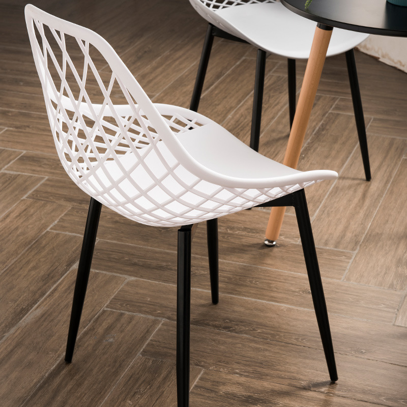 Conception moderne de haute qualité chinois chaise en maille en plastique pp siège siège en plastique chaises
